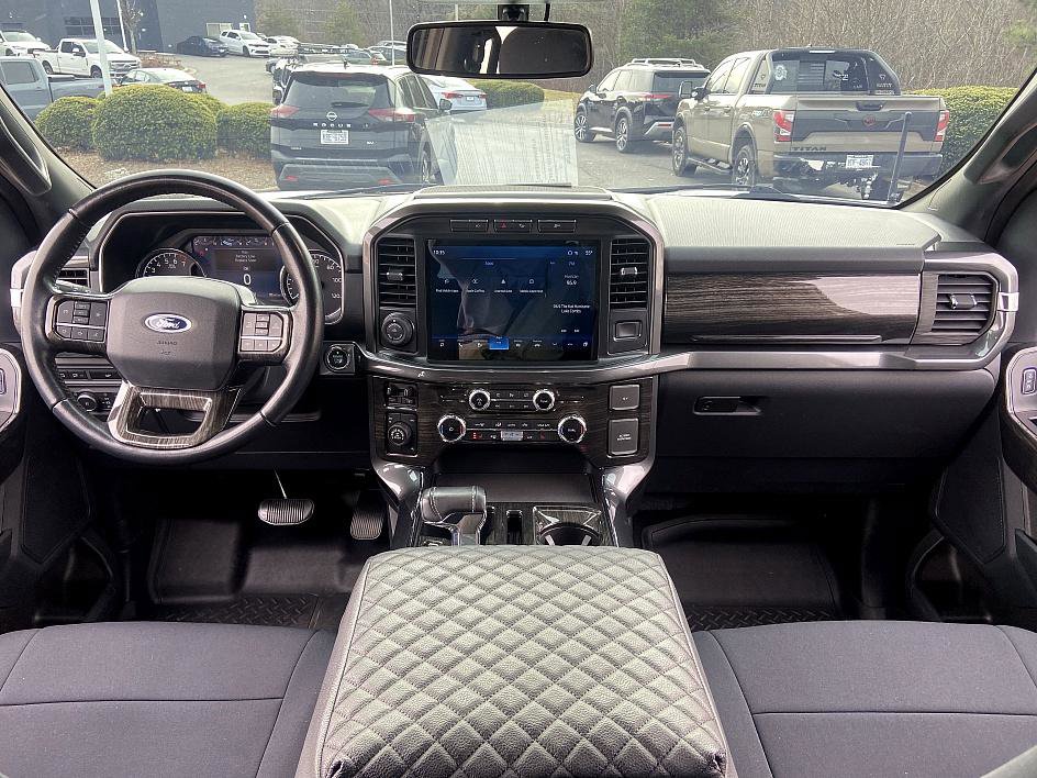 Used 2022 Ford F150 XLT w/ Equipment Group 302A High image 16