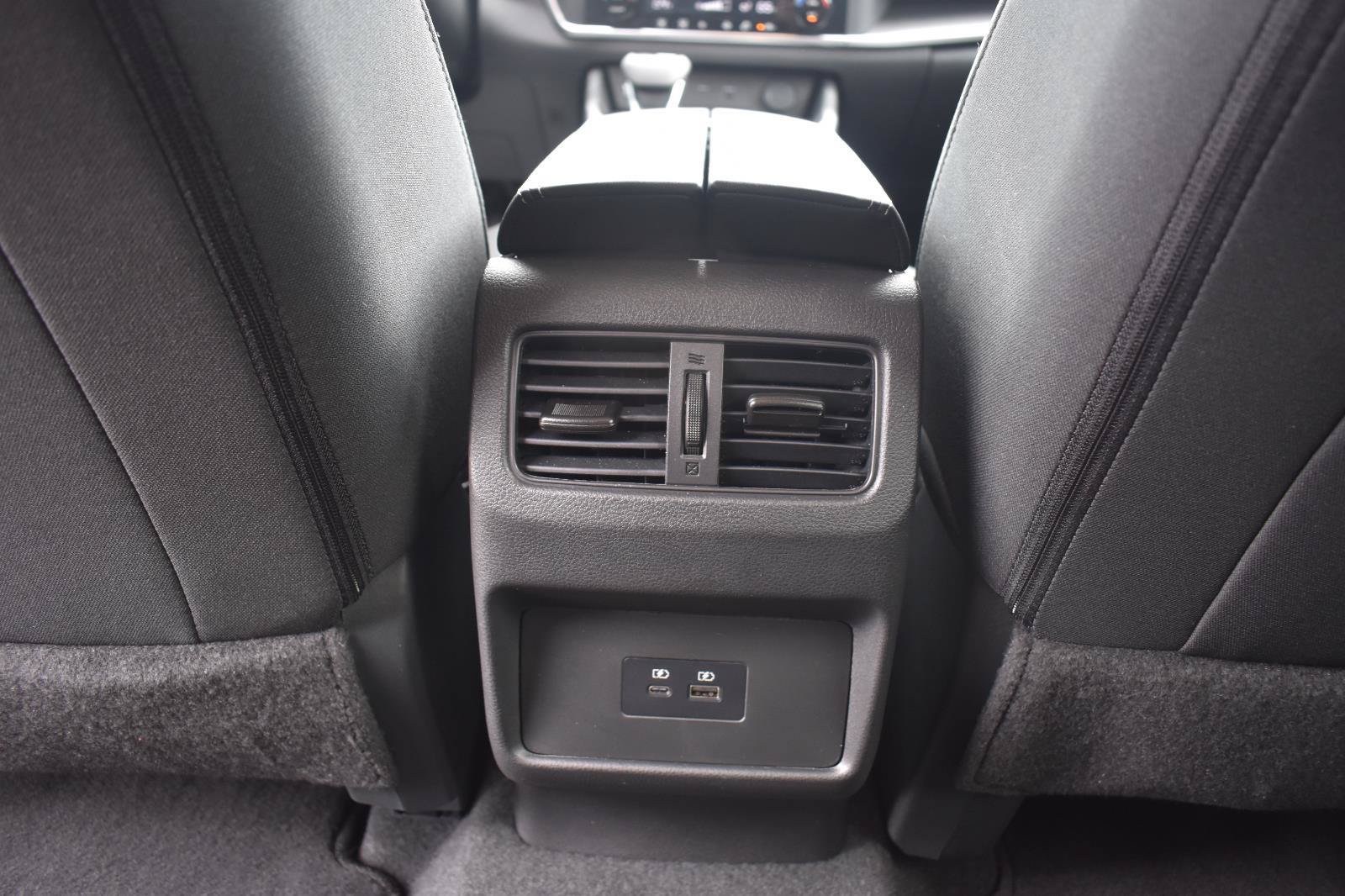 Used 2023 Nissan Rogue SV FWD image 48