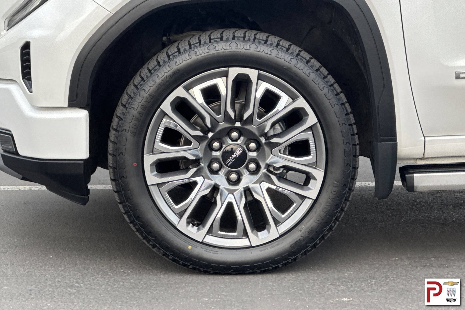 Certified 2024 GMC Sierra 1500 Denali Ultimate AWD/4WD image 33