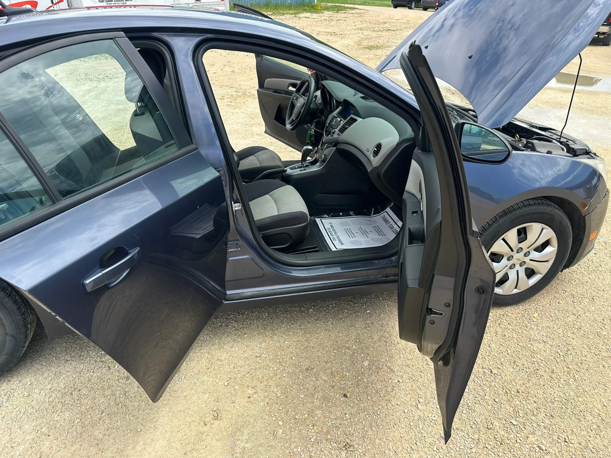 Used 2013 Chevrolet Cruze LS FWD image 11
