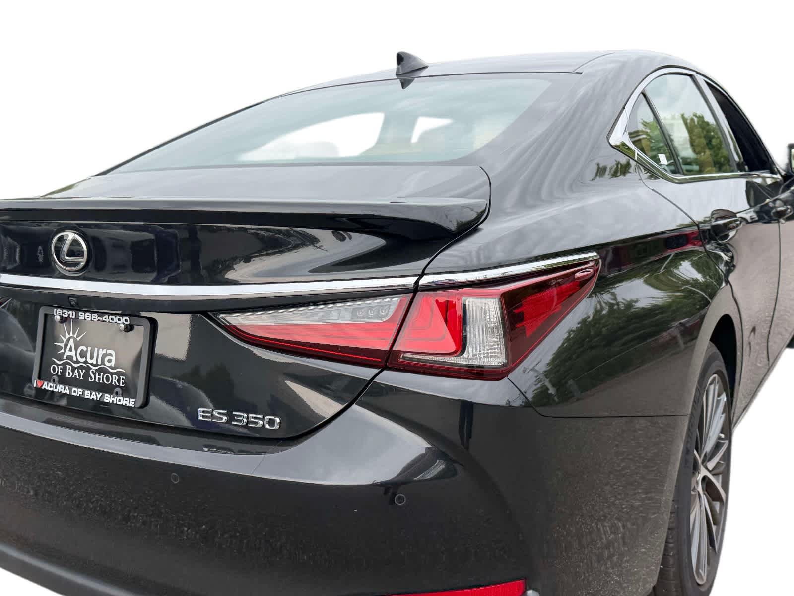 Used 2024 Lexus ES 350 w/ Premium Package FWD image 7