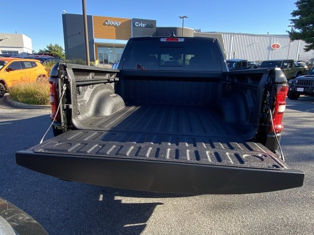 New 2026 RAM 1500 4x4 Crew Cab image 7