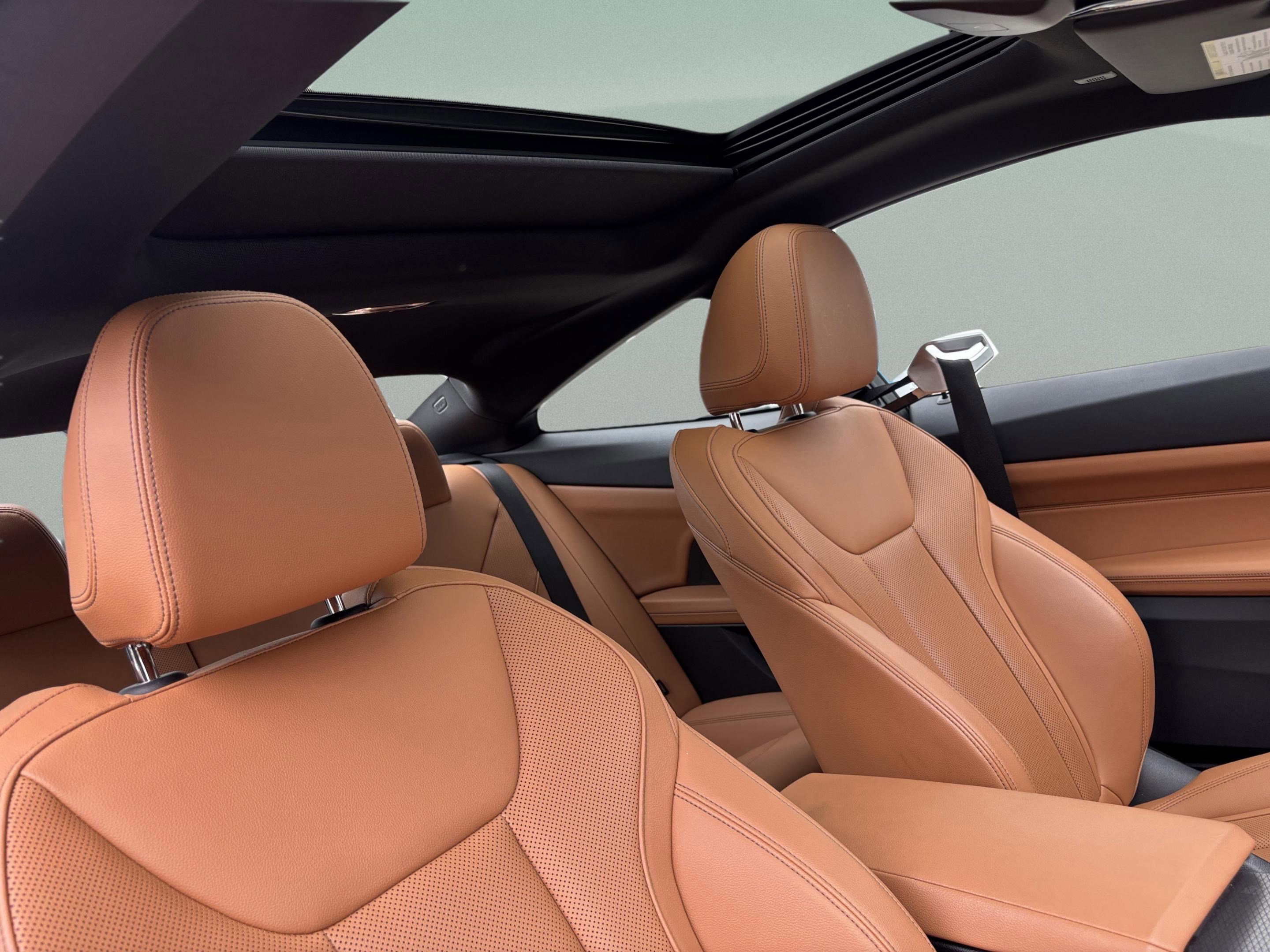 Used 2026 BMW M440i Coupe image 22