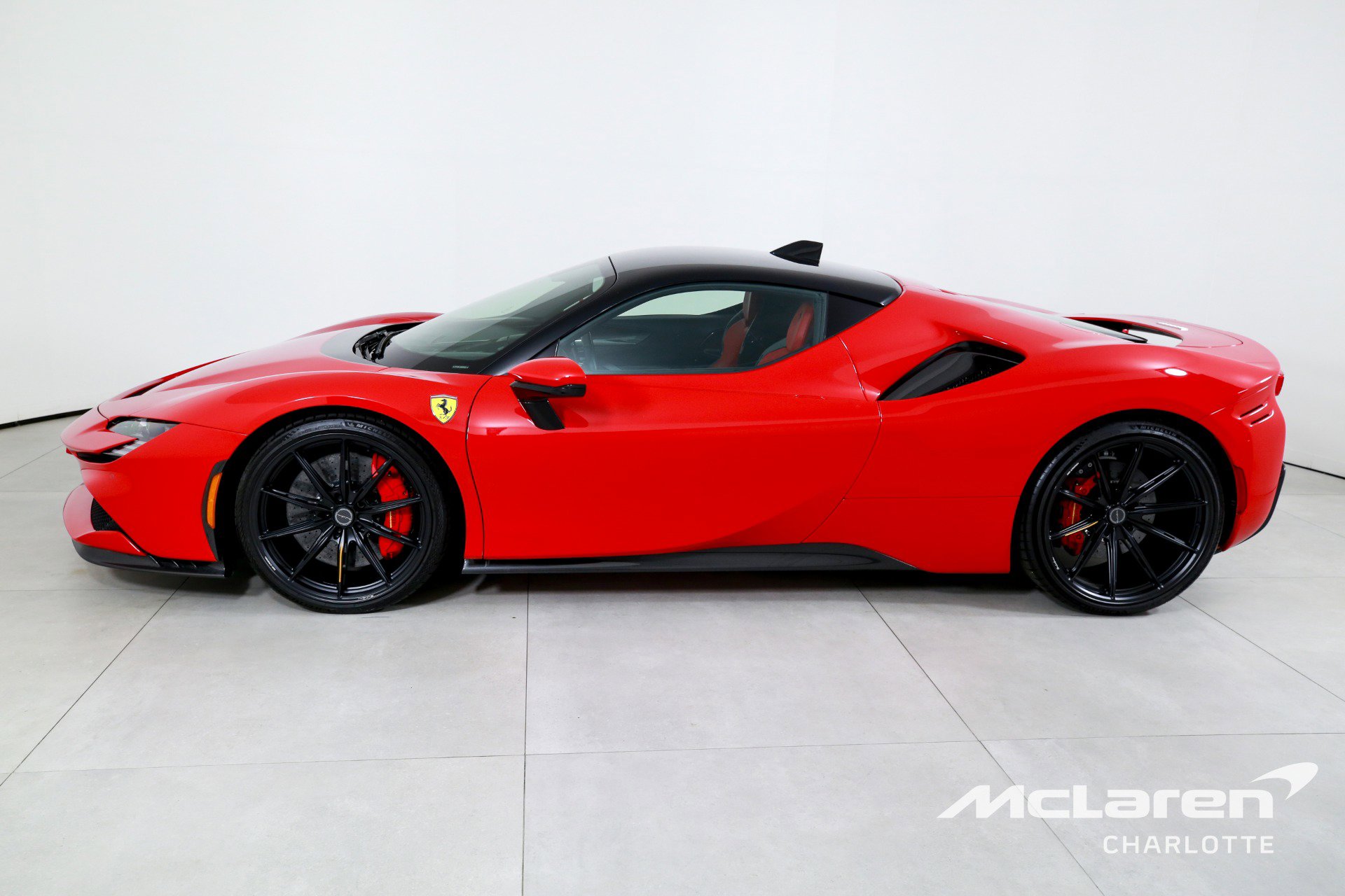 Used 2021 Ferrari SF90 Stradale image 5