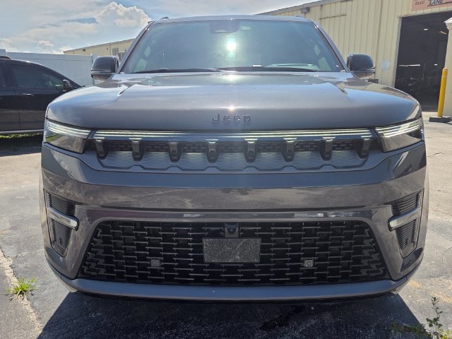 New 2026 Jeep Grand Wagoneer Limited AWD/4WD image 8
