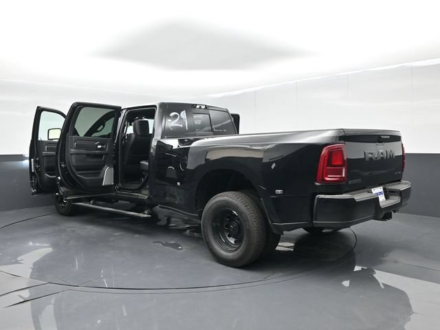 New 2026 RAM 3500 Laramie AWD/4WD image 65