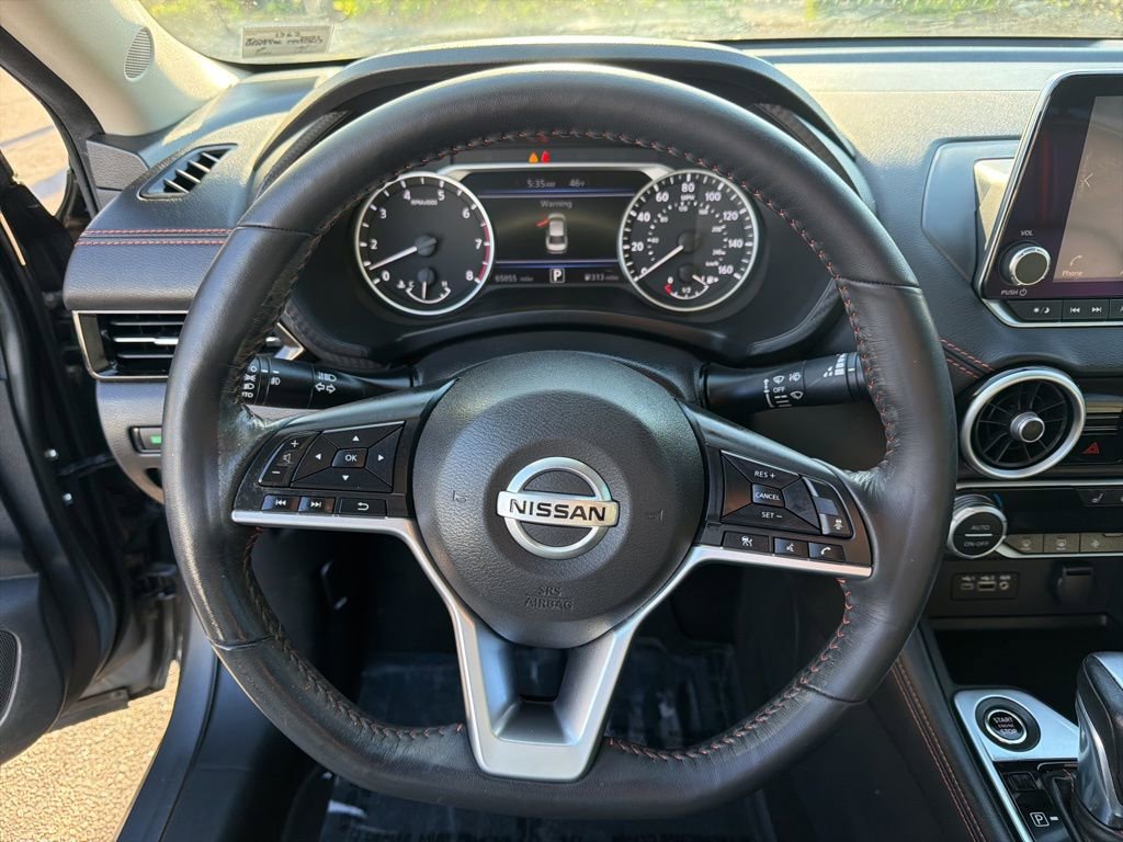 Used 2021 Nissan Sentra SR w/ SR Premium Package image 17