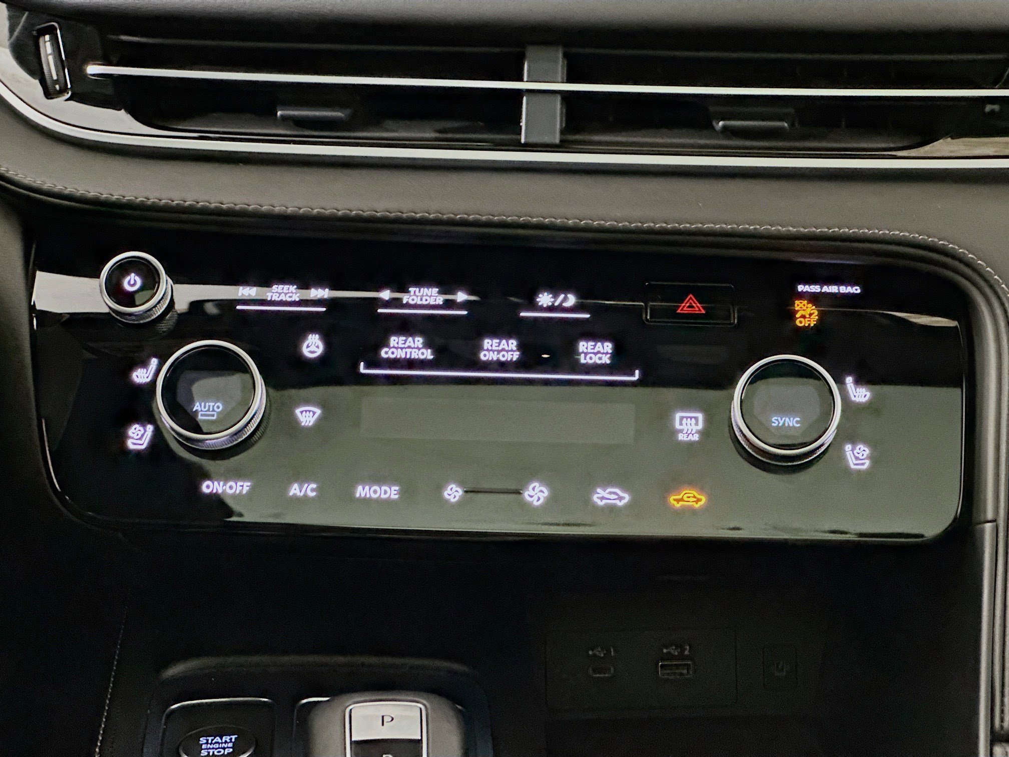 Used 2025 INFINITI QX60 Luxe w/ Black Edition image 12