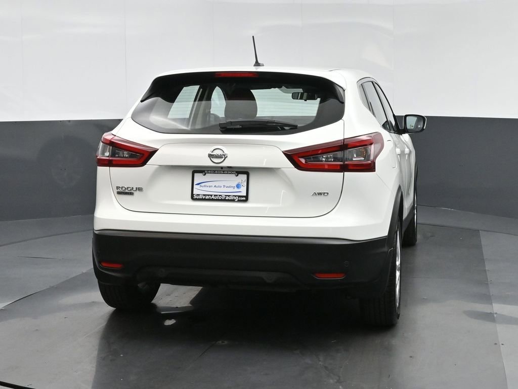 Used 2022 Nissan Rogue Sport S image 6