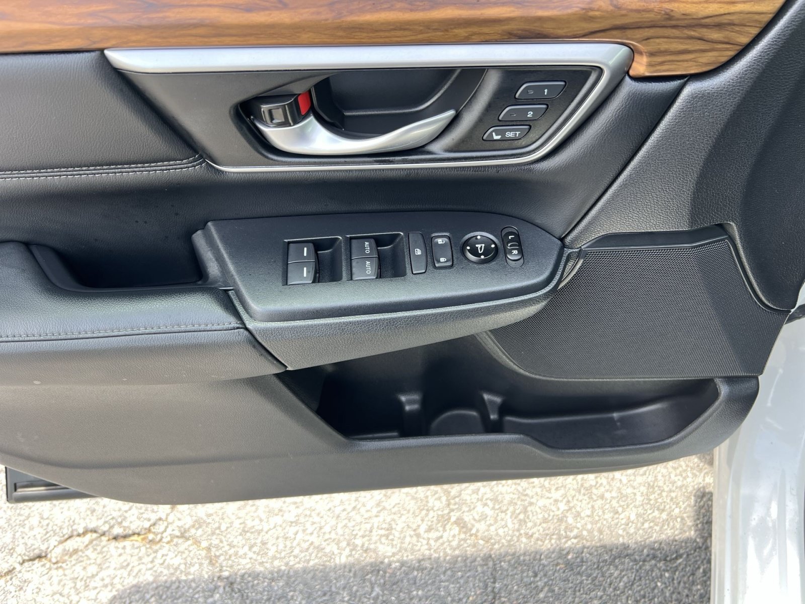 Used 2019 Honda CR-V Touring image 15
