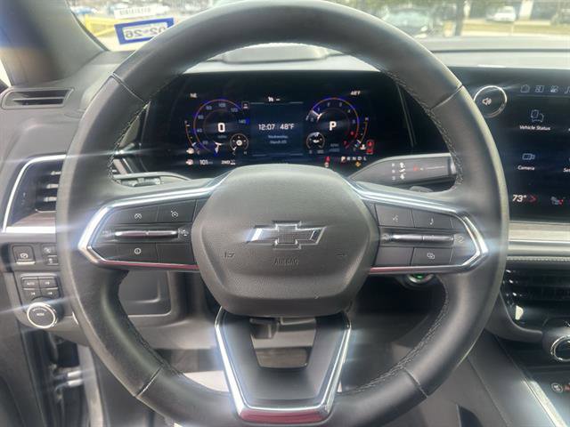 Used 2025 Chevrolet Suburban Z71 AWD/4WD image 36