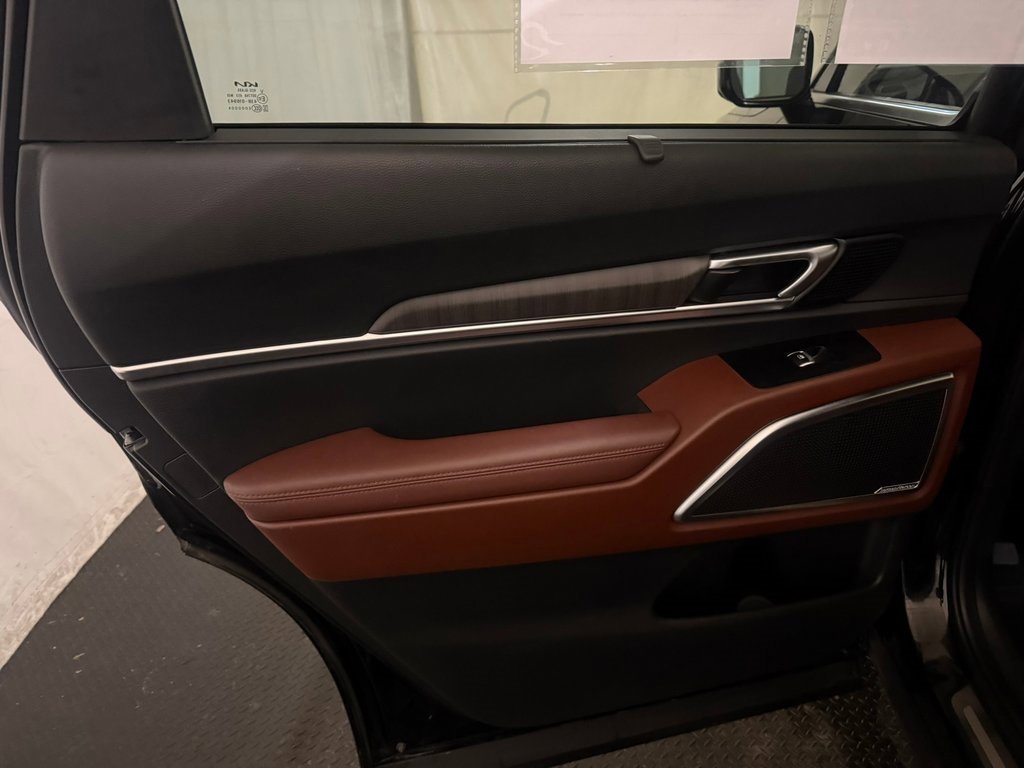 Used 2023 Kia Telluride SX image 25