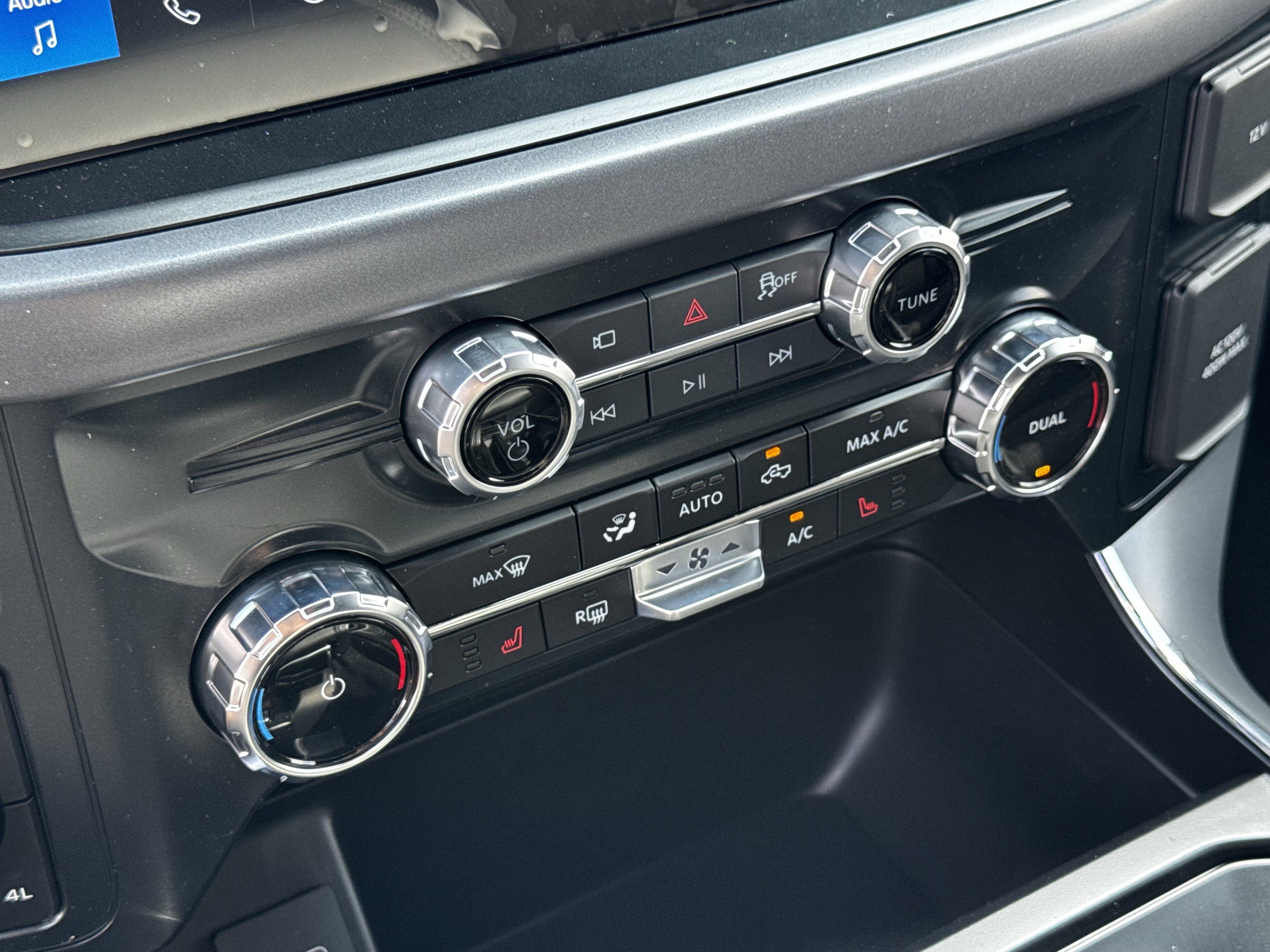 New 2026 Ford F150 XLT w/ Equipment Group 302A MID AWD/4WD image 19