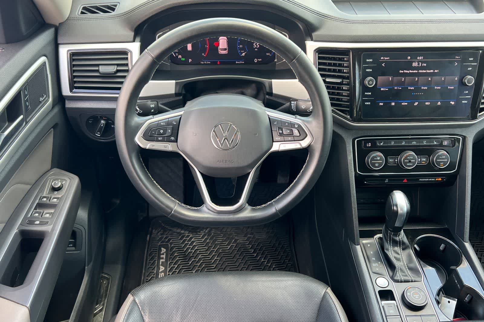 Used 2021 Volkswagen Atlas SEL Premium AWD/4WD image 16