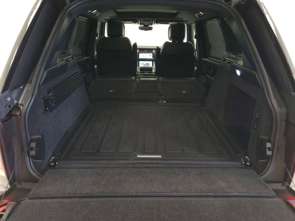 Used 2020 Land Rover Range Rover Long Wheelbase HSE image 25