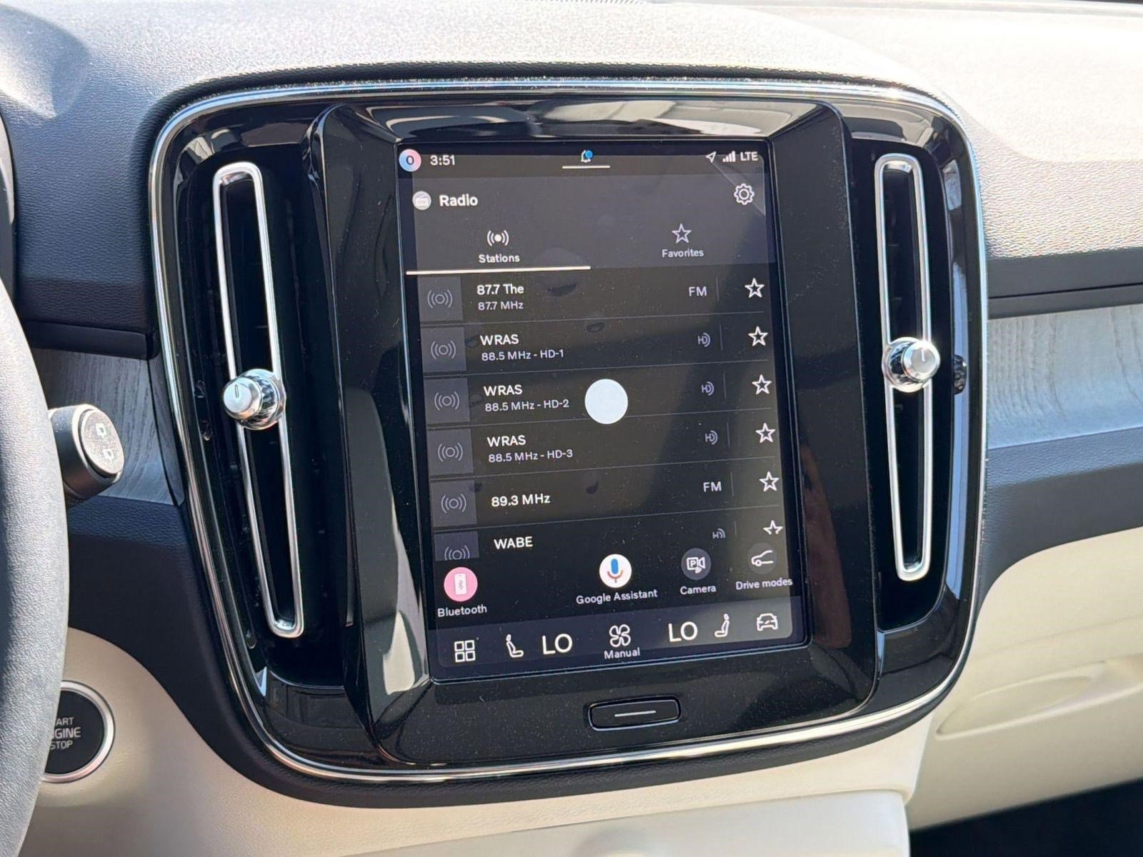 New 2026 Volvo XC40 B5 Ultra w/ Protection Package image 23