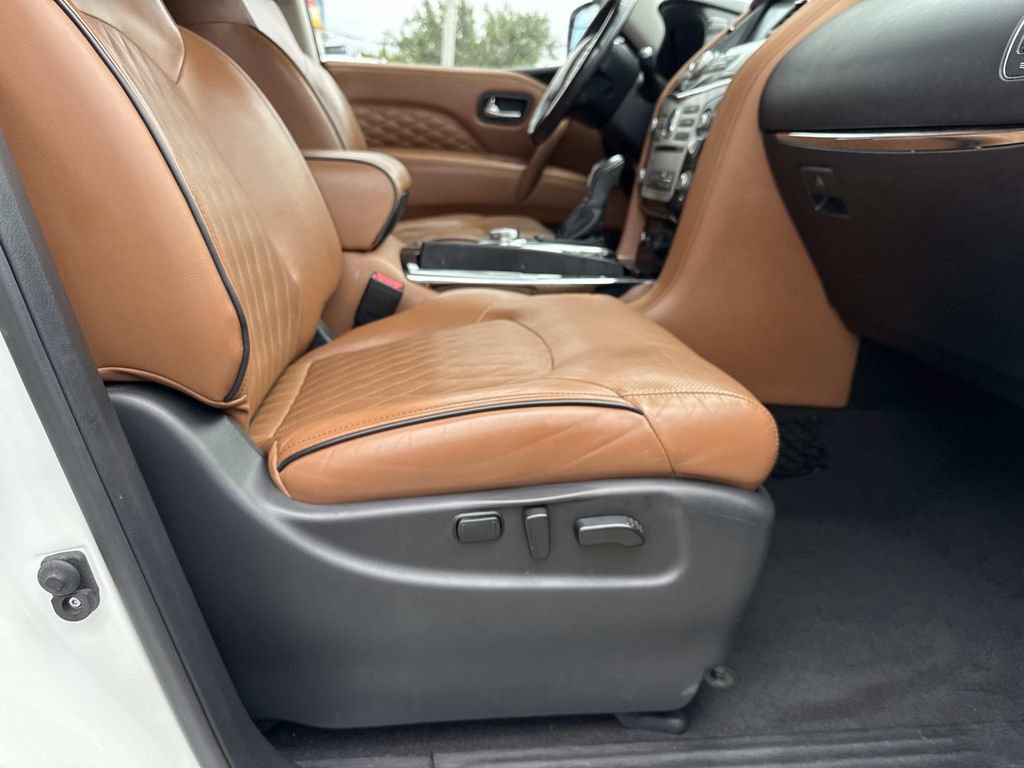 Used 2019 INFINITI QX80 Luxe w/ 22" Wheel Package AWD/4WD image 14