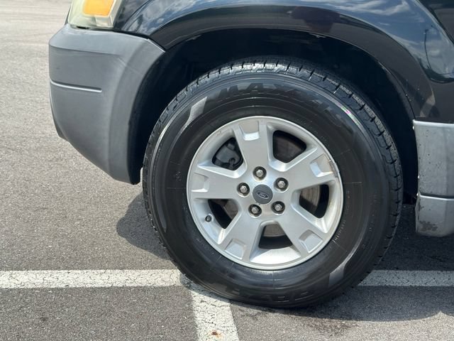 Used 2005 Ford Escape XLT AWD/4WD image 10