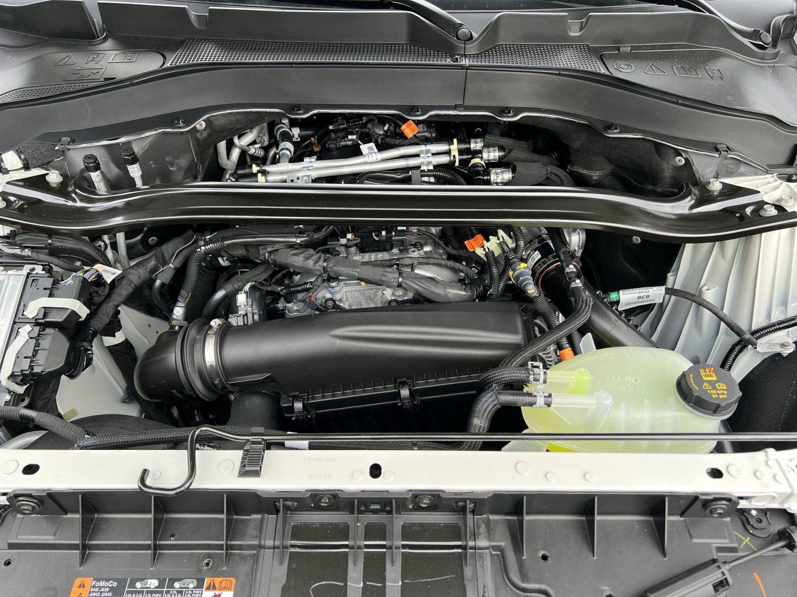 New 2026 Ford Explorer ST-Line w/ ST-Line Street Pack image 28