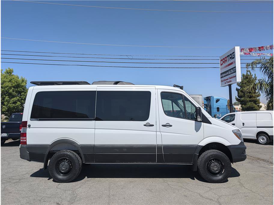 Used 2017 Mercedes-Benz Sprinter 2500 image 4