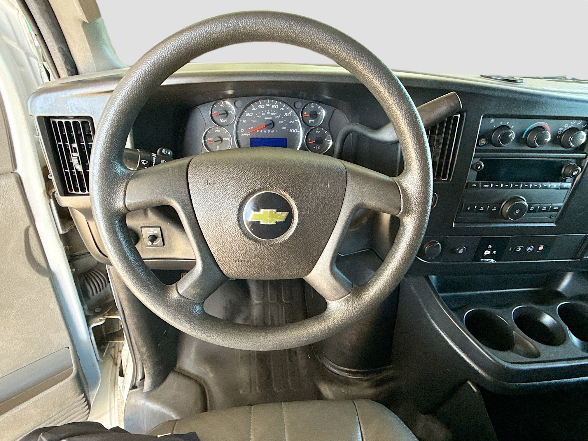 Used 2022 Chevrolet Express 2500 image 13