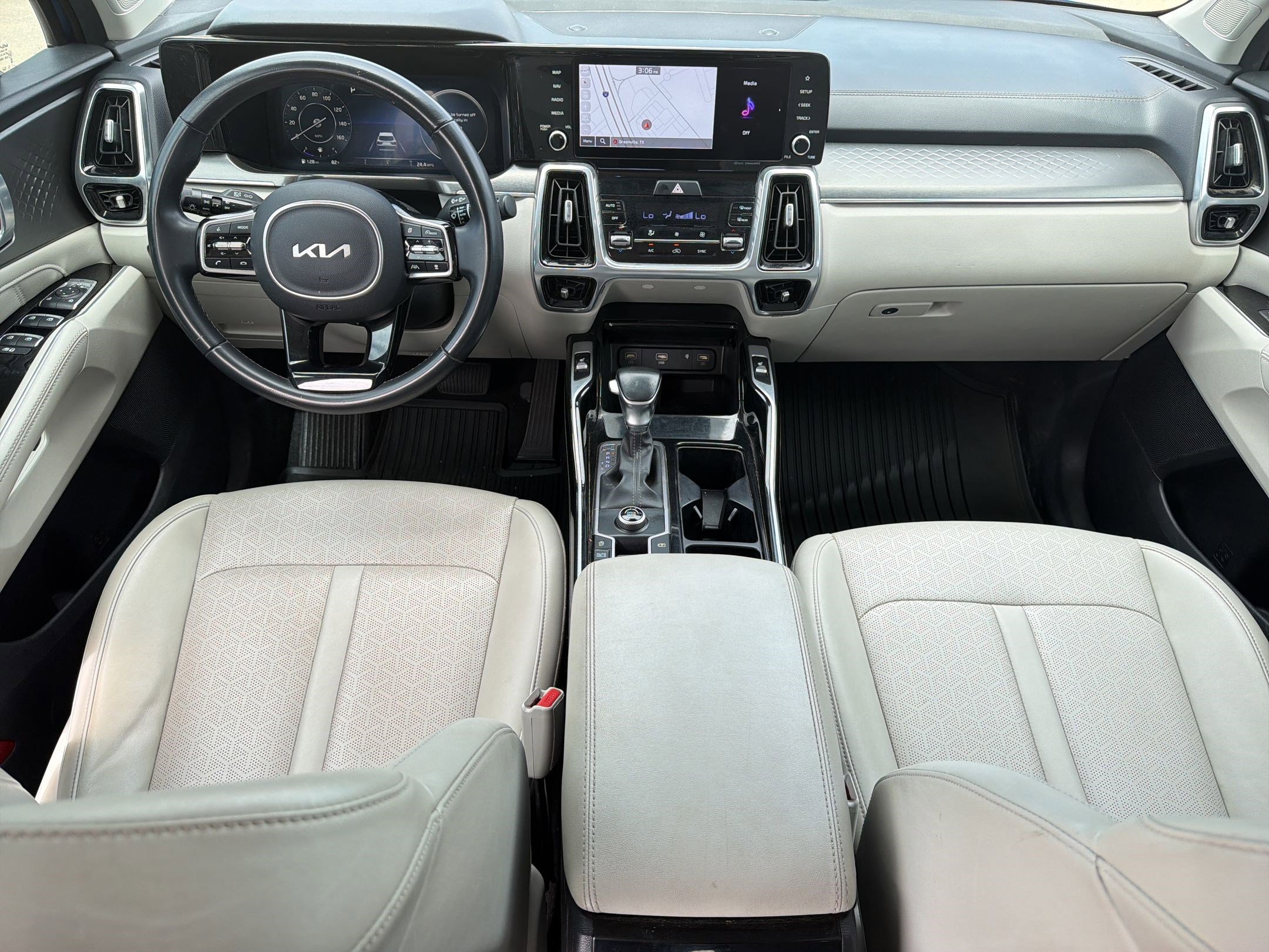 Used 2023 Kia Sorento SX image 17