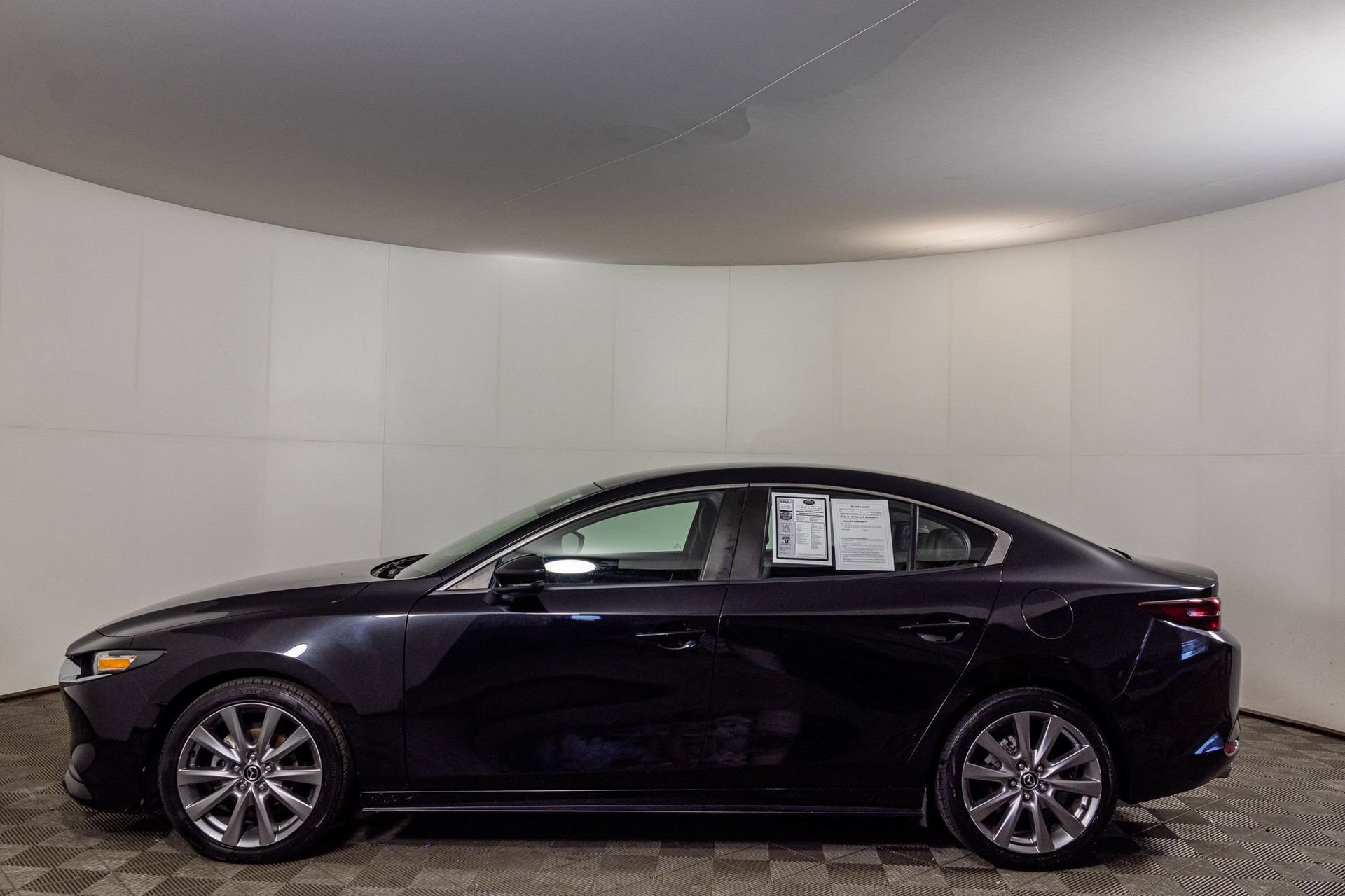 Used 2020 MAZDA MAZDA3 Sedan w/ Select Package FWD image 16