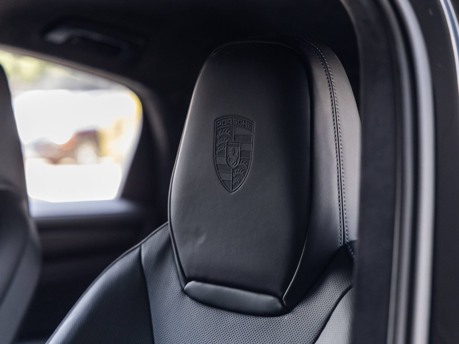 Certified 2023 Porsche Cayenne Turbo GT AWD/4WD image 32