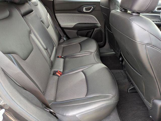 Certified 2022 Jeep Compass Latitude image 28