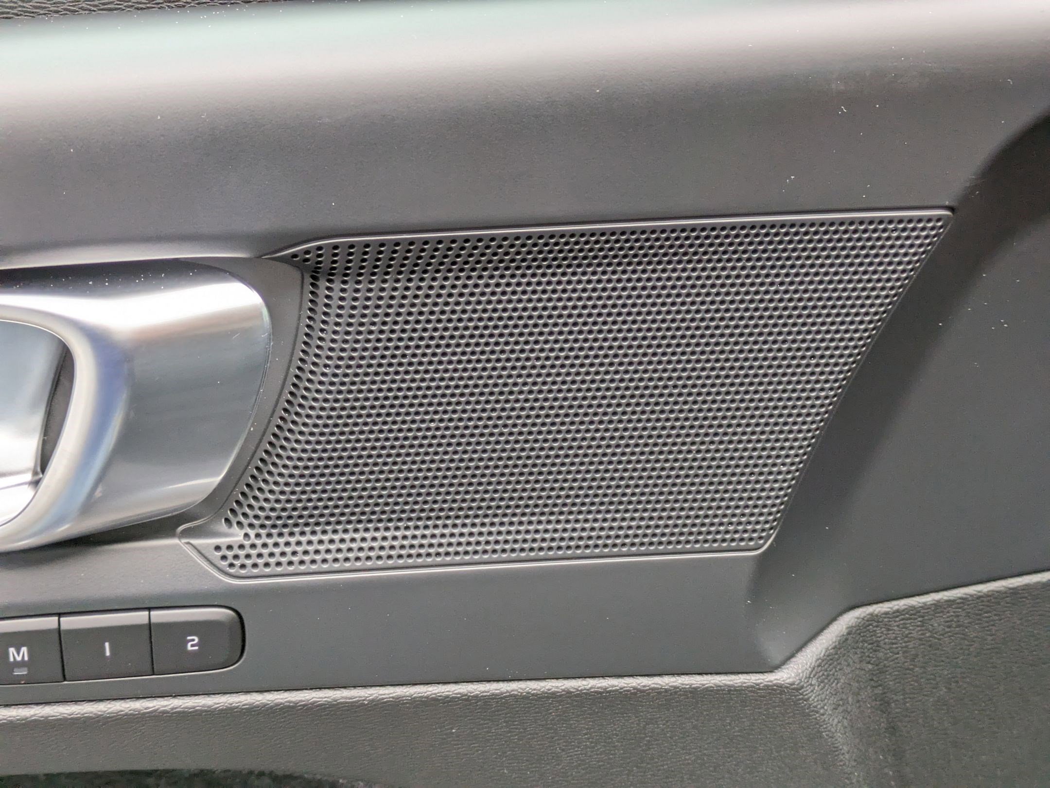 New 2025 Volvo XC40 B5 Core w/ Protection Package Premier image 11