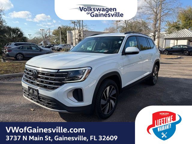 Used 2025 Volkswagen Atlas SE image 3