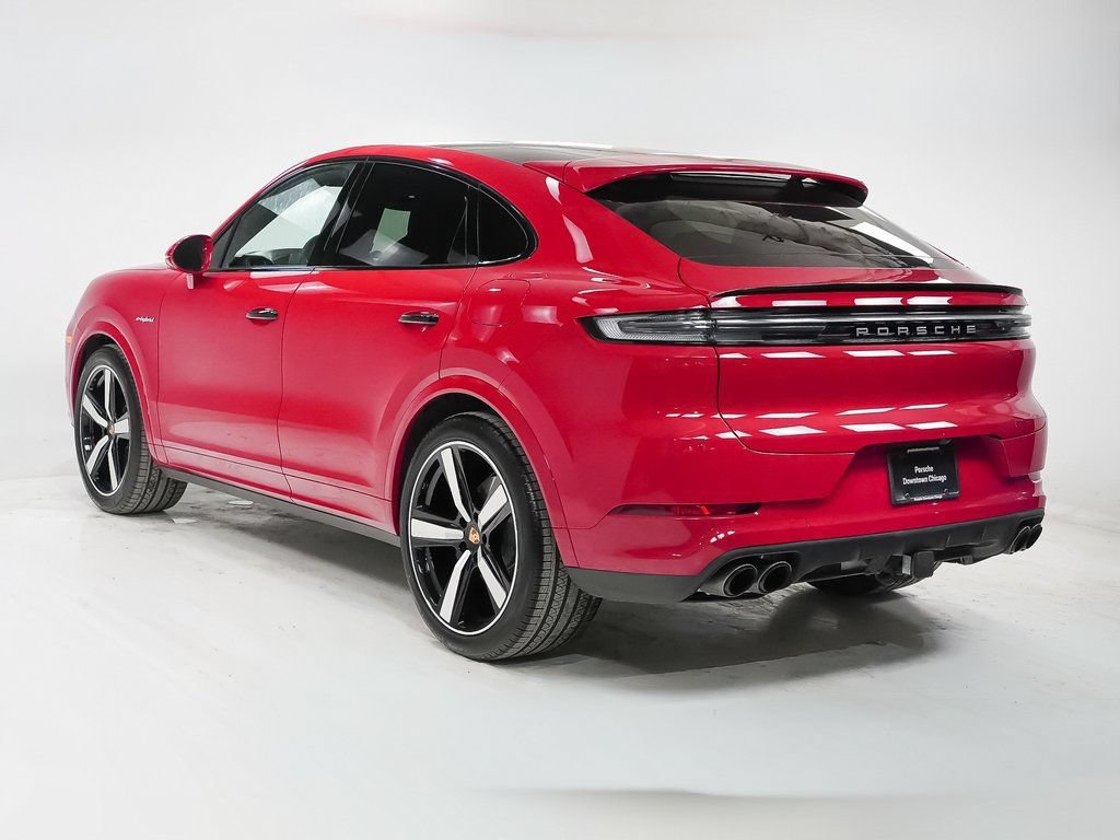 Used 2026 Porsche Cayenne S AWD/4WD image 3