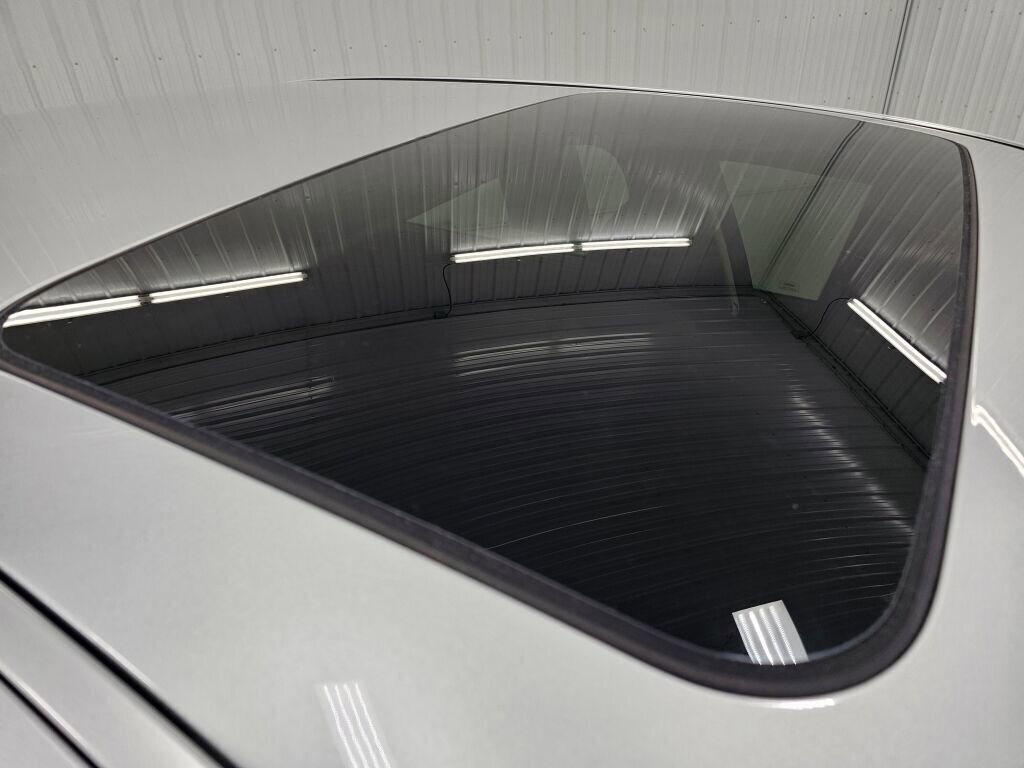 Used 2011 Lexus LS 460 L w/ Luxury Pkg image 24