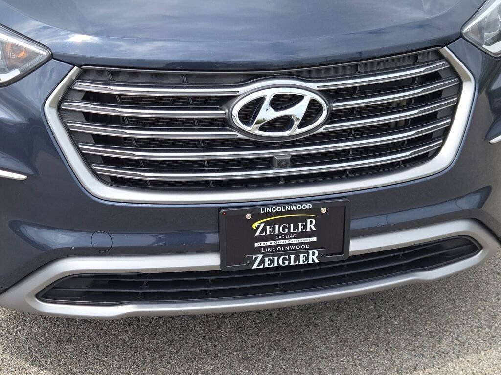 Used 2019 Hyundai Santa Fe XL w/ Cargo Package AWD/4WD image 5