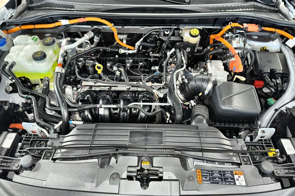 New 2025 Ford Escape SE FWD image 30