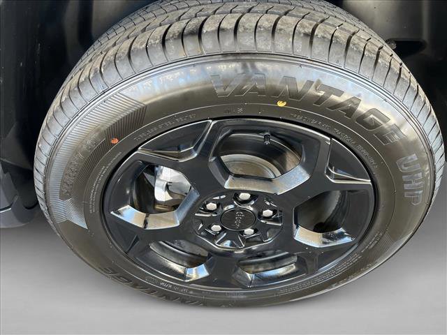 Used 2024 Jeep Compass Trailhawk image 16