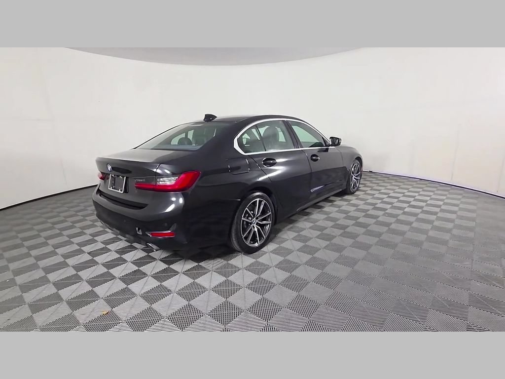 Used 2020 BMW 330i Sedan w/ Driving Assistance Package RWD image 39