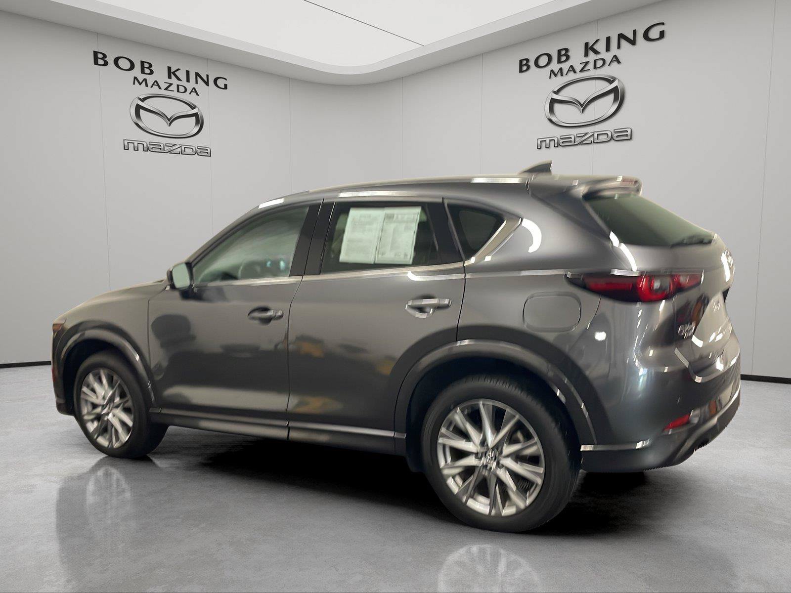 Used 2025 MAZDA CX-5 AWD 2.5 S w/ Premium Plus Pkg image 3
