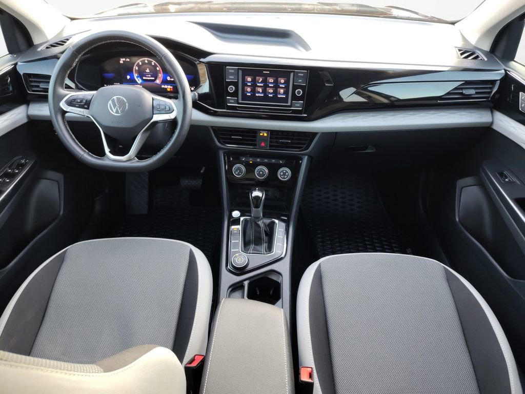 Used 2024 Volkswagen Taos S image 3