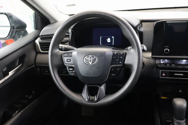 Used 2025 Toyota Camry LE FWD image 14
