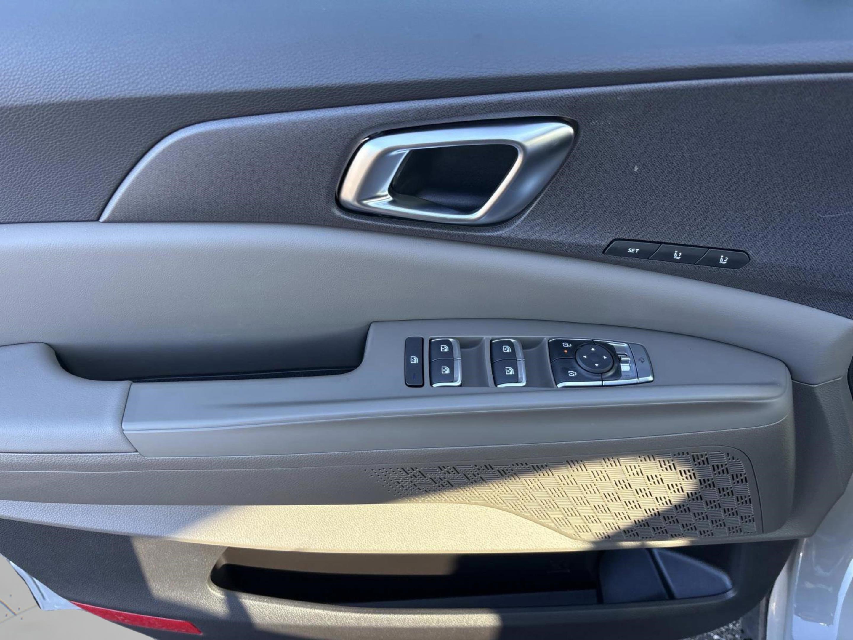 New 2026 Kia Carnival EX image 20