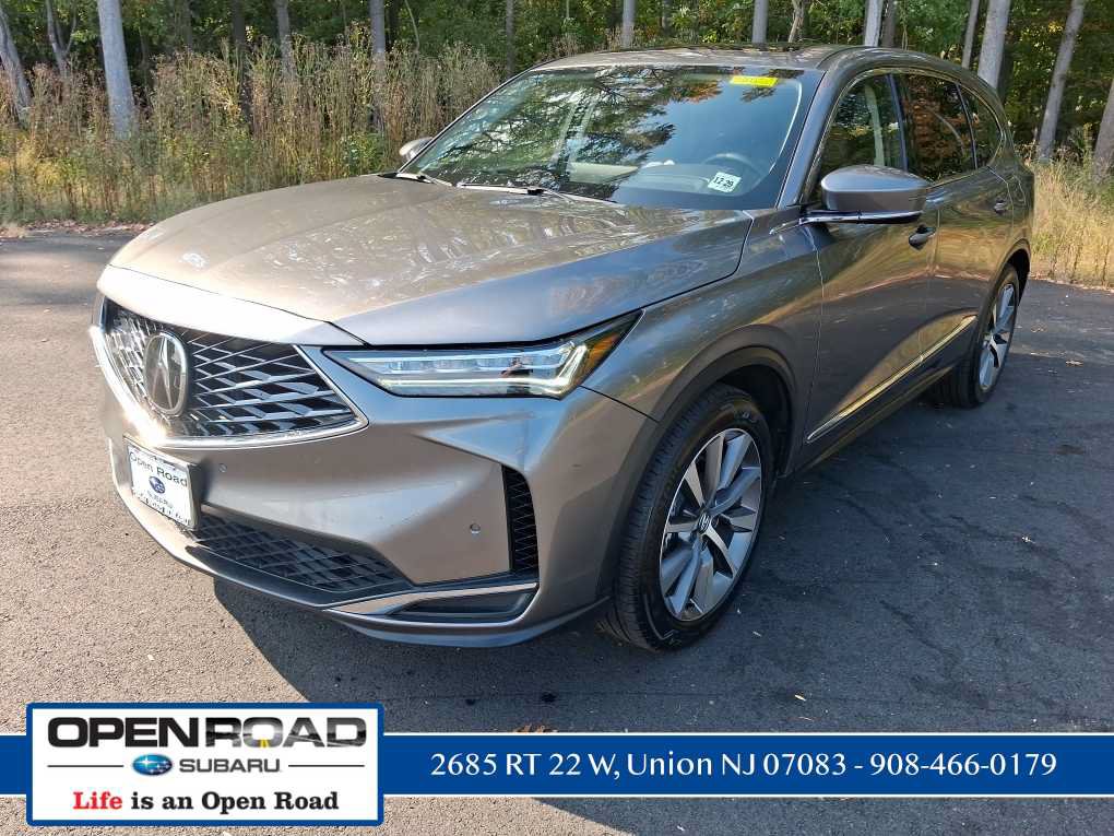 Used 2025 Acura MDX w/ Technology Package AWD/4WD image 7