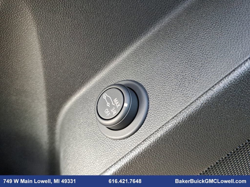 Used 2023 Chevrolet Equinox LT image 28