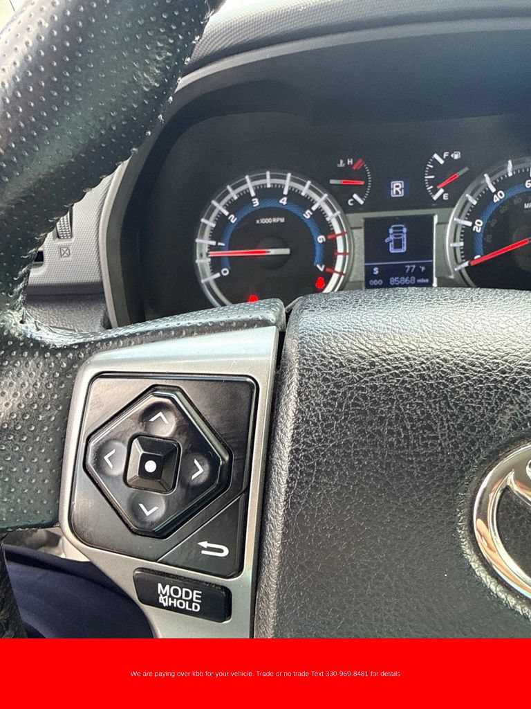 Used 2016 Toyota 4Runner SR5 AWD/4WD image 15