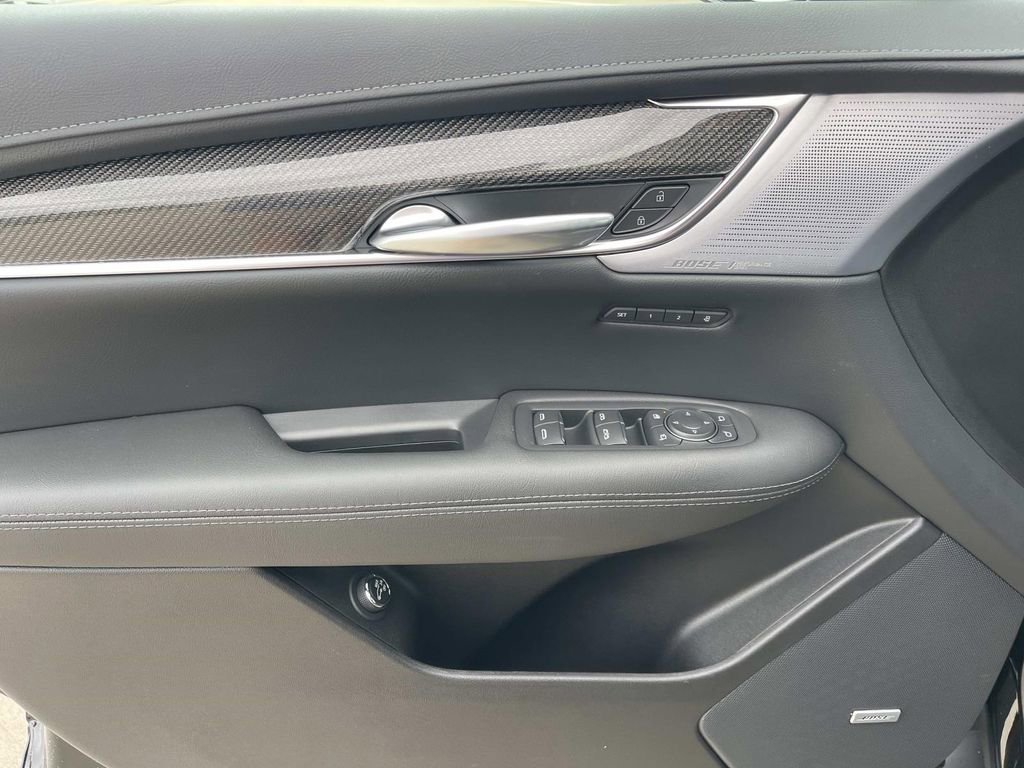 New 2026 Cadillac XT5 Sportv AWD/4WD image 23