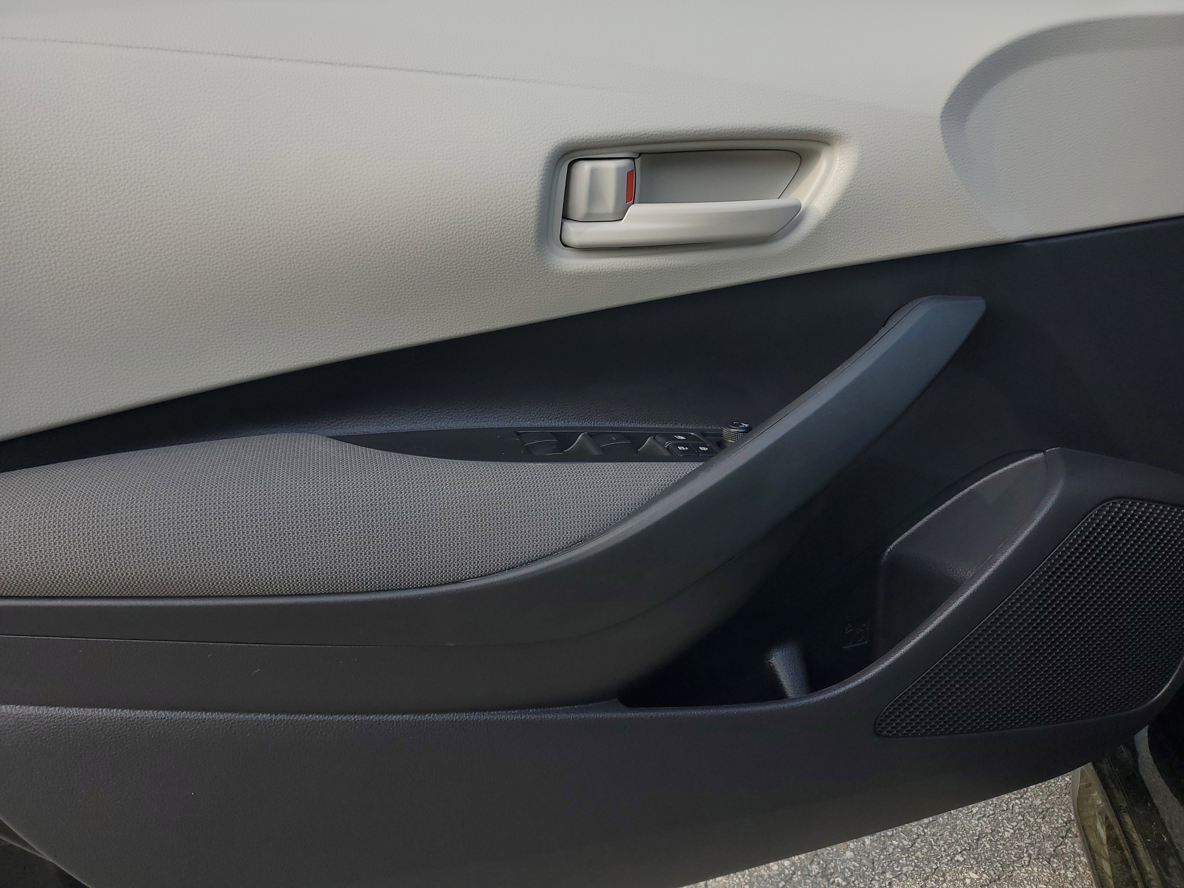 Used 2026 Toyota Corolla LE image 16