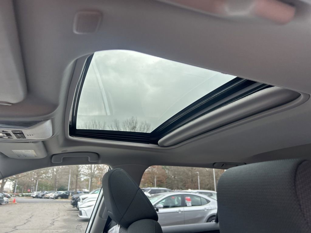 New 2025 Toyota RAV4 XLE image 6