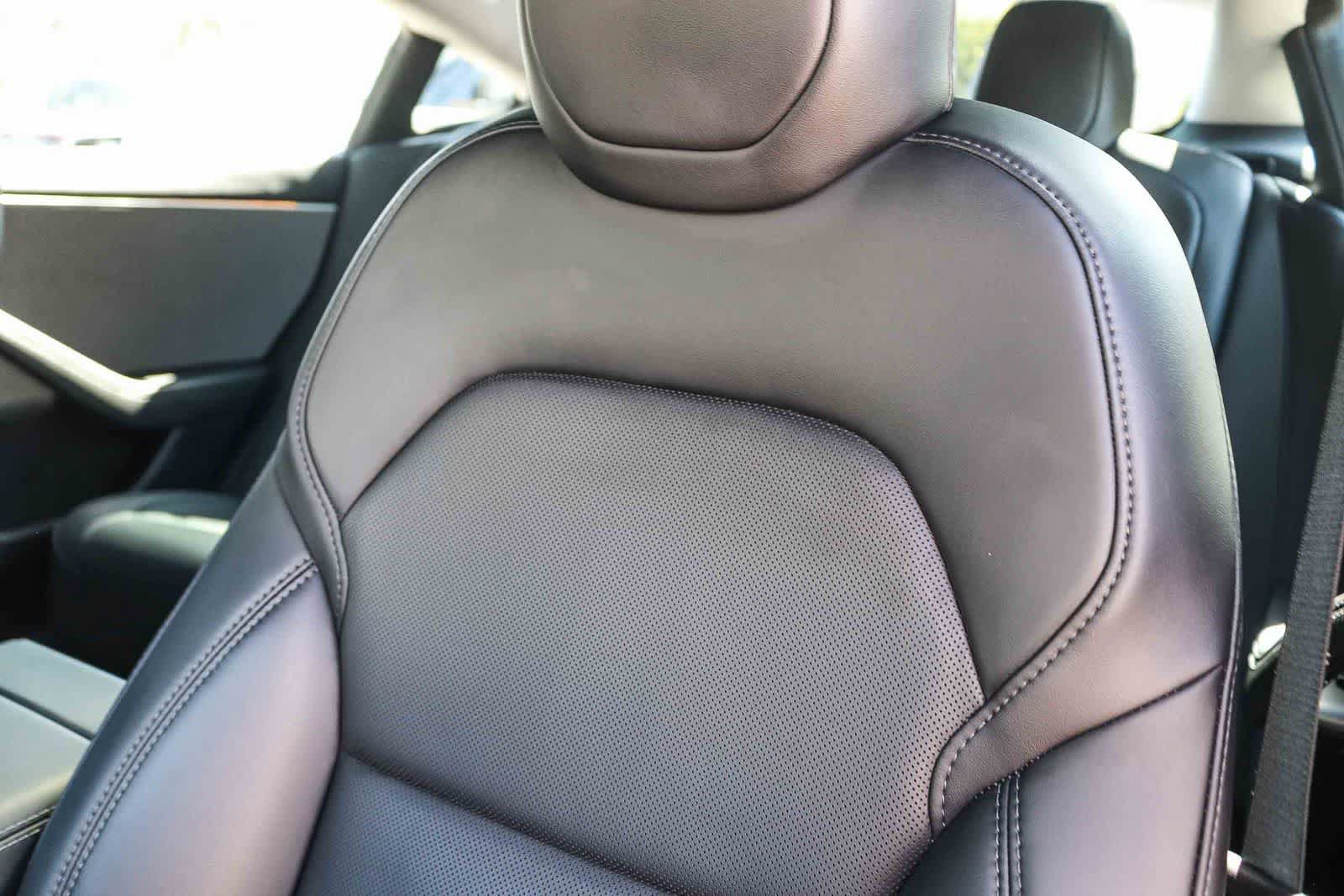 Used 2025 Tesla Model 3 Long Range RWD image 26