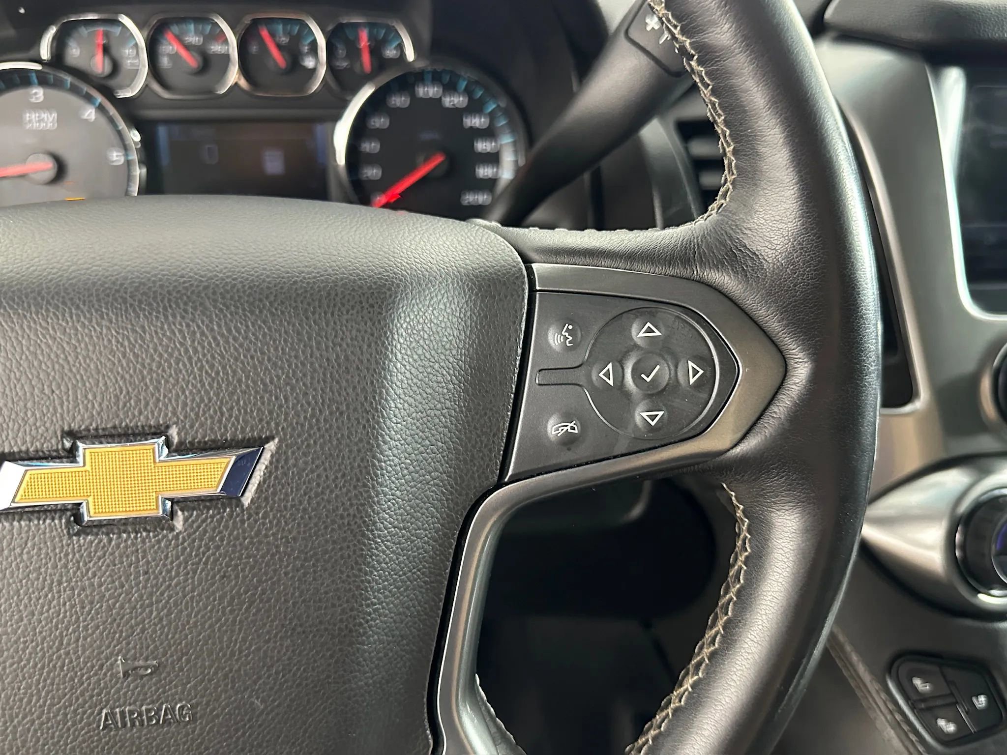 Used 2019 Chevrolet Tahoe Premier AWD/4WD image 27