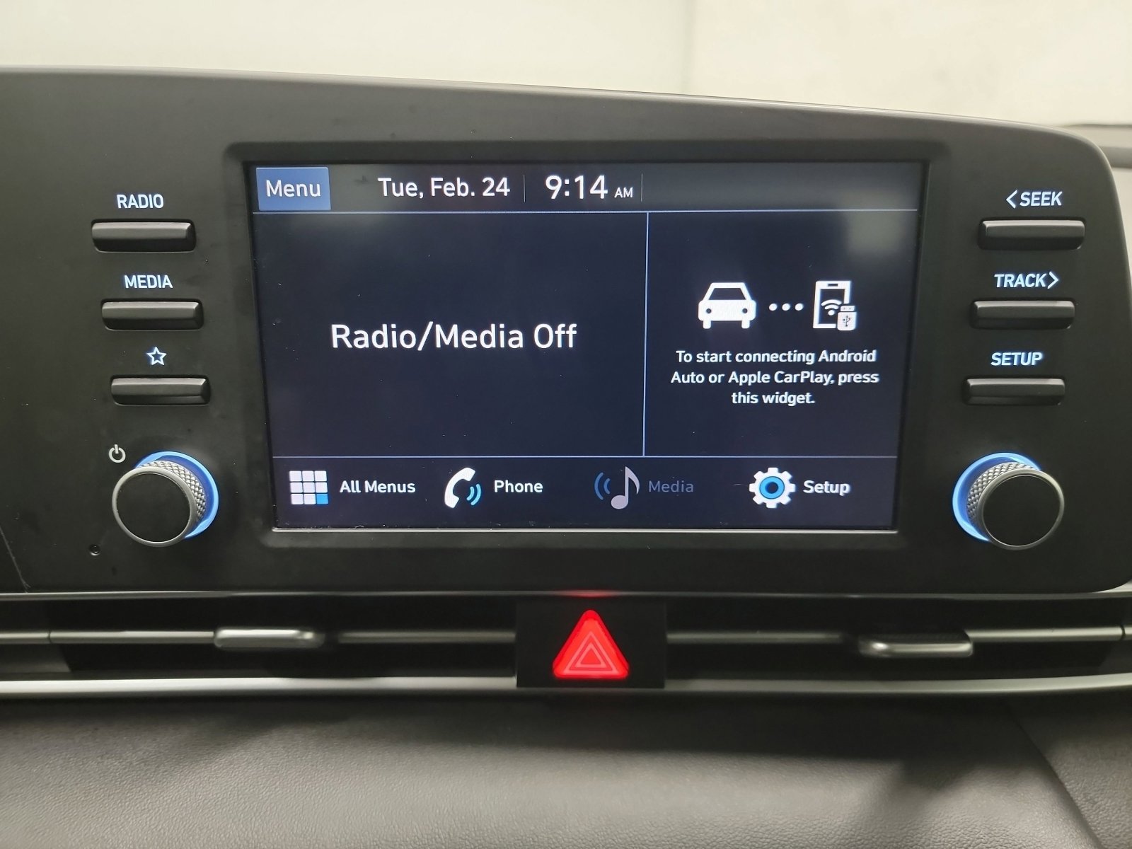 Used 2021 Hyundai Elantra SE w/ Cargo Package image 22